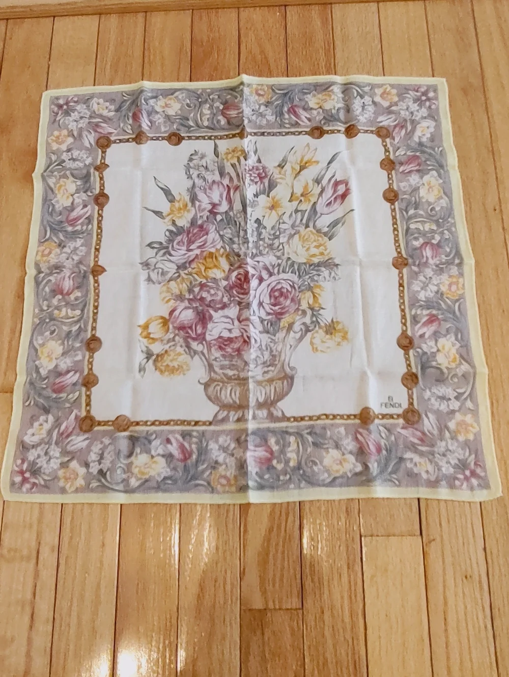Fendi floral small scarf neckerchief like new